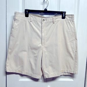 Boca Classic Cream 4 Pocket Flat Front Mens Khaki Shorts Size 42 NWT